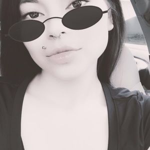 Meet your Posher, Maritza